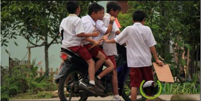Ada-ada Saja Tingkah Polah Anak SD Satu Ini &#91;+pict&#93;