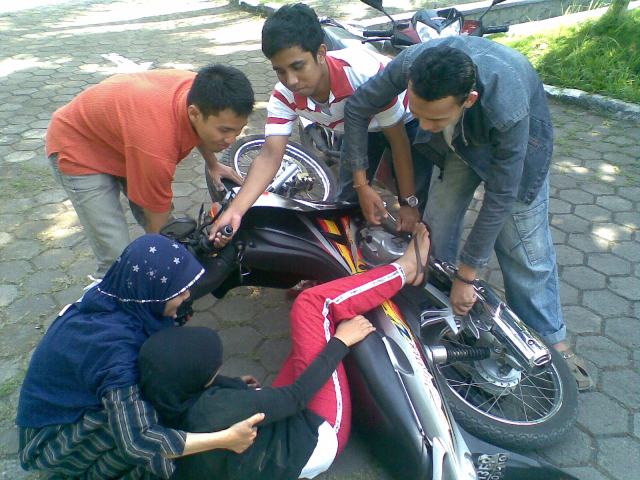 &#91;PIC&#93; MUAK SAMA PENGENDARA MOTOR WANITA? MASUK SINI GAN...