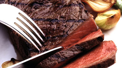 Fakta Tentang Daging Stik yang Mengandung Darah 