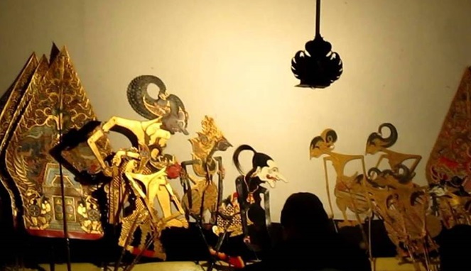 Wayang yang Terbuat dari Kulit Manusia