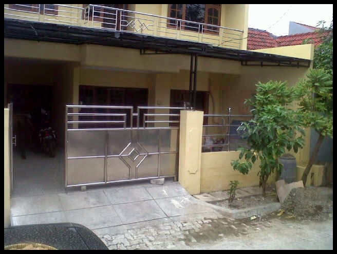 RUMAH DIJUAL : Komplek Taman Pulo Gebang, Cakung - Jakarta Timur, tahap renovasi.