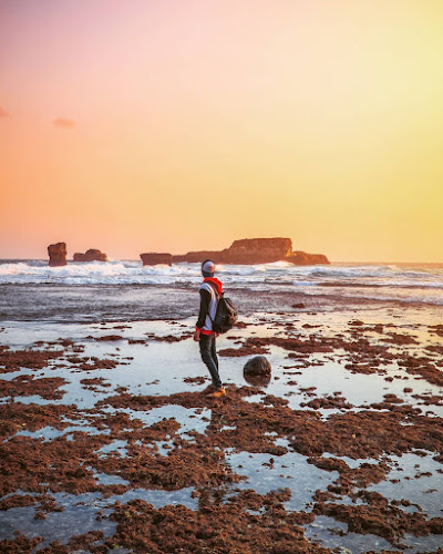 Pesona Keindahan 5 Pantai Terbaik di Pacitan - Jawa Timur