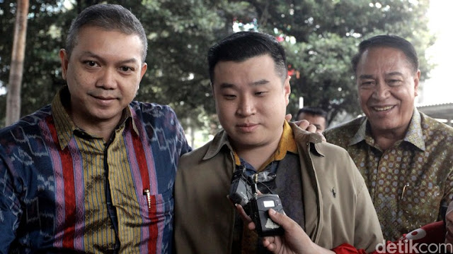 richard-halim-kusuma-yang-selalu-diam-usai-diperiksa-kpk