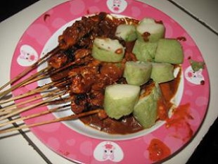 10 Sate Terunik di Indonesia