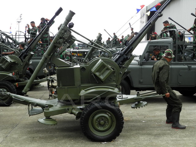 diskusi-prospek-pengadaan-spaag-untuk-tni-ad