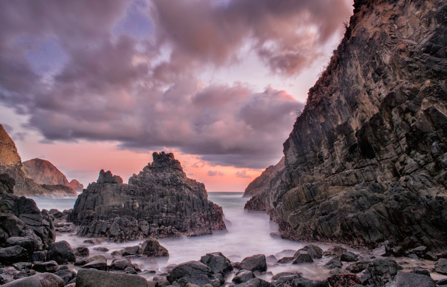 Pantai Semeti dan Akuarium Alam yang Cantik
