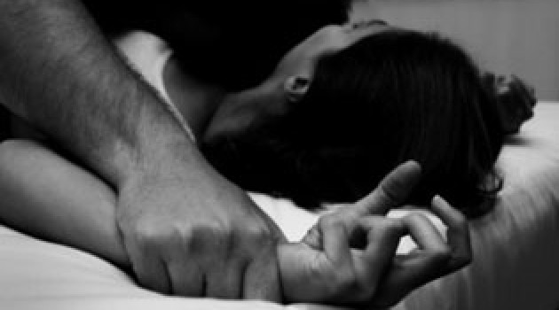 Gadis Diperkosa Lalu Dikawin Paksa Tanpa Wali Orang Tua
