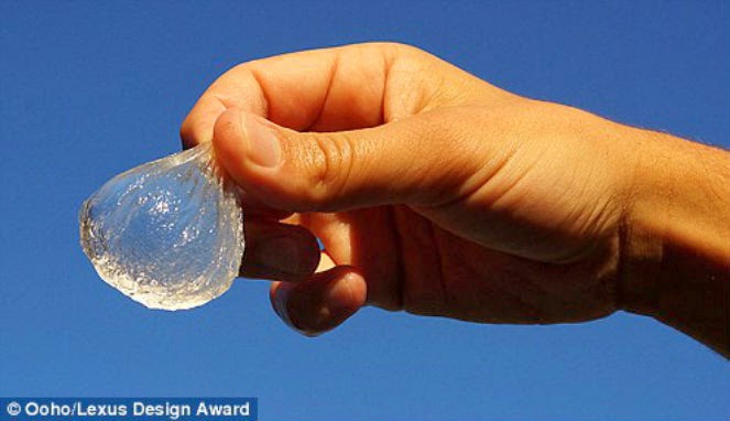 Ini Nih Gan, Kemasan Botol Plastik Yang Bisa Dimakan