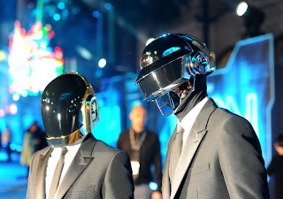 Seperti Apa Sih Wajah di Balik Helm Daft Punk