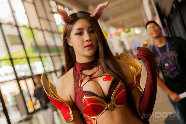 &#91;Gamer-ZoneX&#93; Dota 2 Cosplay Lover