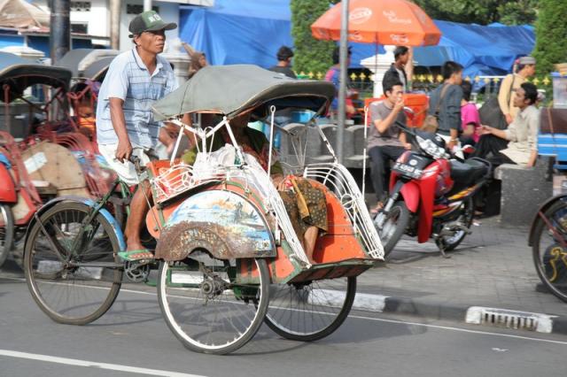 Mana dari ke 7 Transportasi Jadul indonesia yang agan suka?