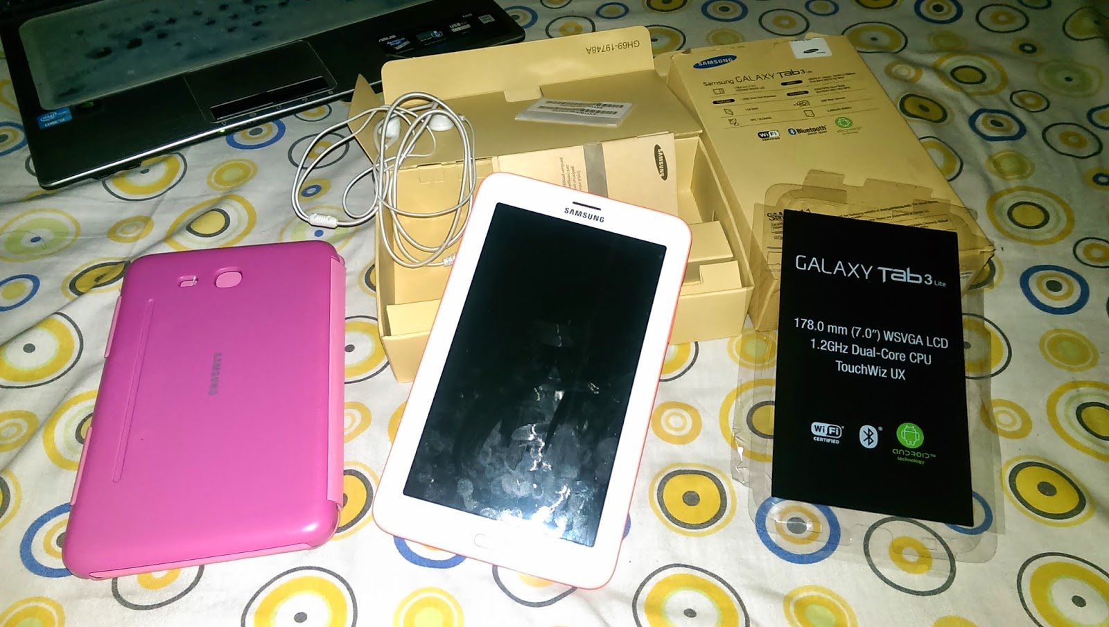 Samsung Galaxy Tab 3 Lite 7.0 inch Fullset