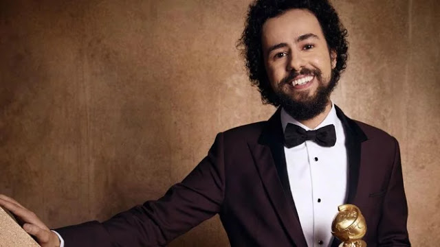 menang-penghargaan-golden-globe-komedian-islam-ramy-youssef-teriak
