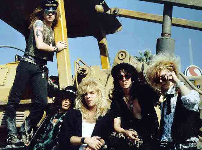 Sejarah Terbentuknya Guns N Roses,Apa pendapat agan ....