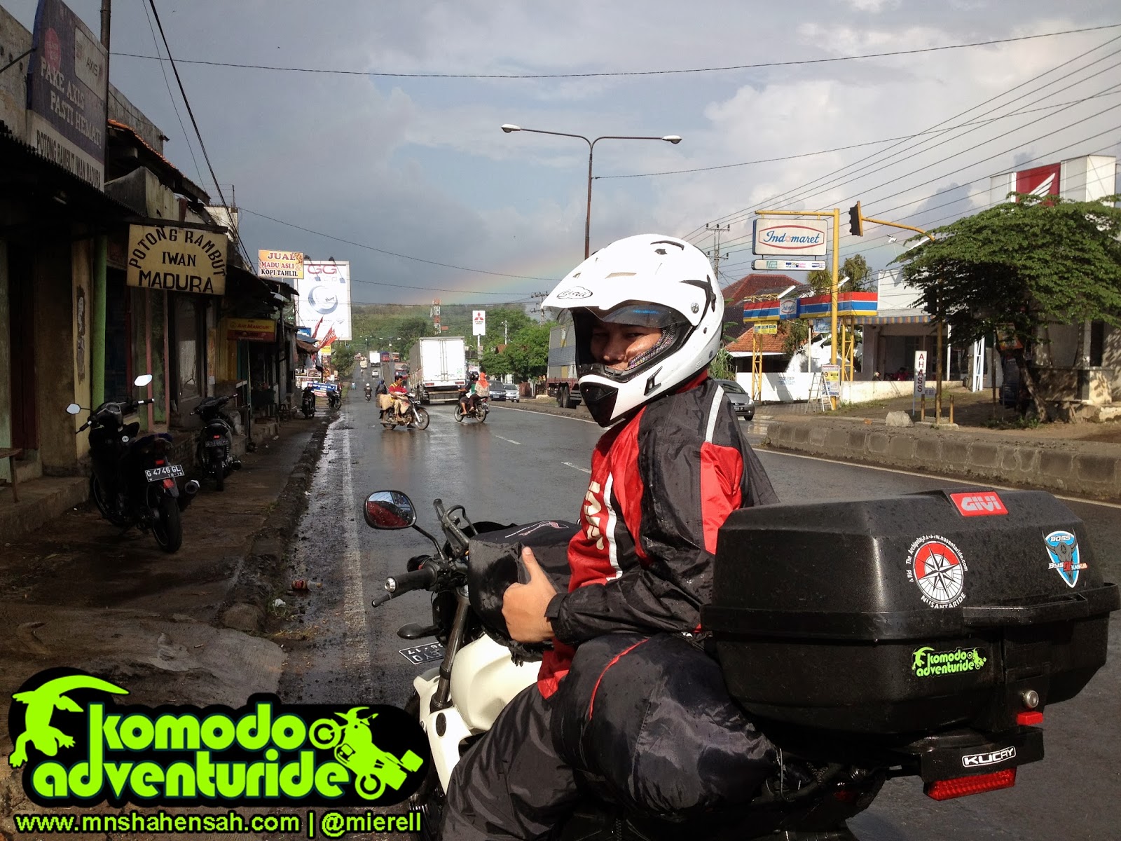 KOMODO ADVENTURIDE, 2 RIDERS, 2 BIKES, 4,700 KM