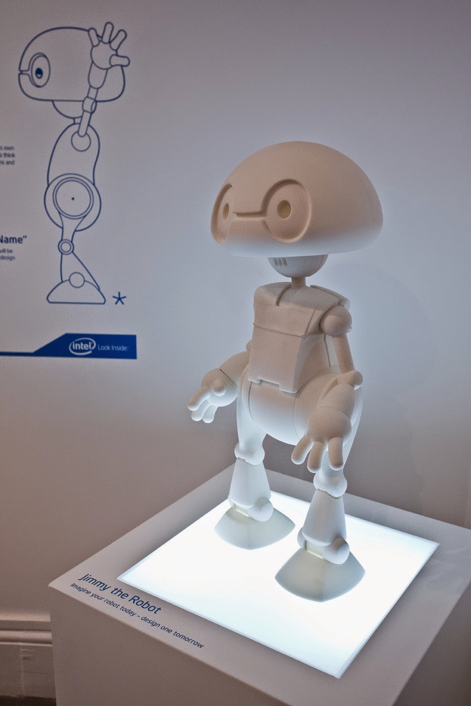  Intel Rancang Robot yang Bisa Twitter-an 