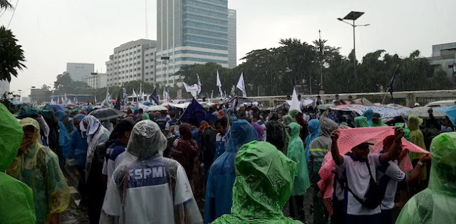 Buruh Ancam Demo Lebih Besar Jika RUU Cilaka Buru-buru Diloloskan