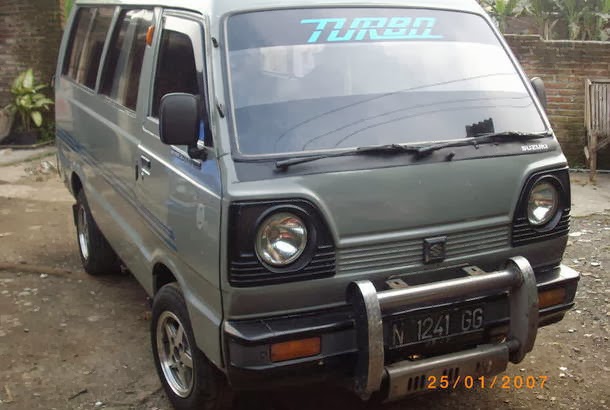 10-julukan-quotnyelenehquot-mobil-klasik-di-indonesia
