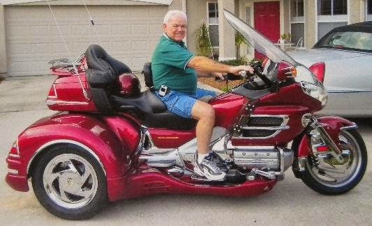 Foto-foto Sepeda Motor Roda 3 yang Keren