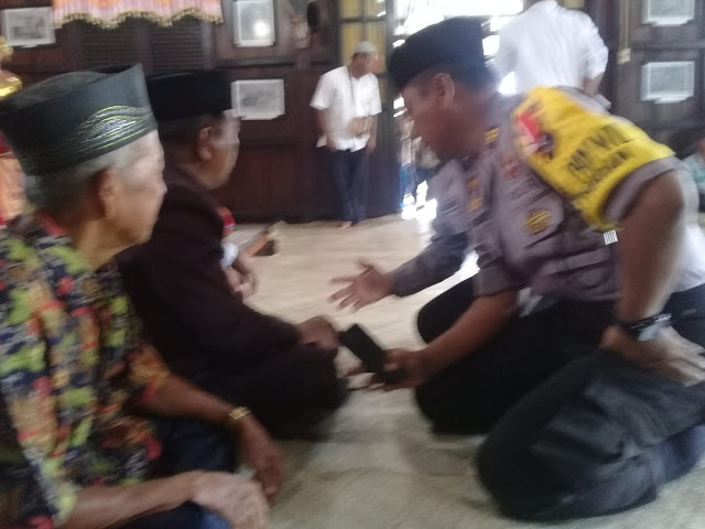 115-dukun-di-belitung-gelar-doa-bersama-jelang-pelantikan-presiden