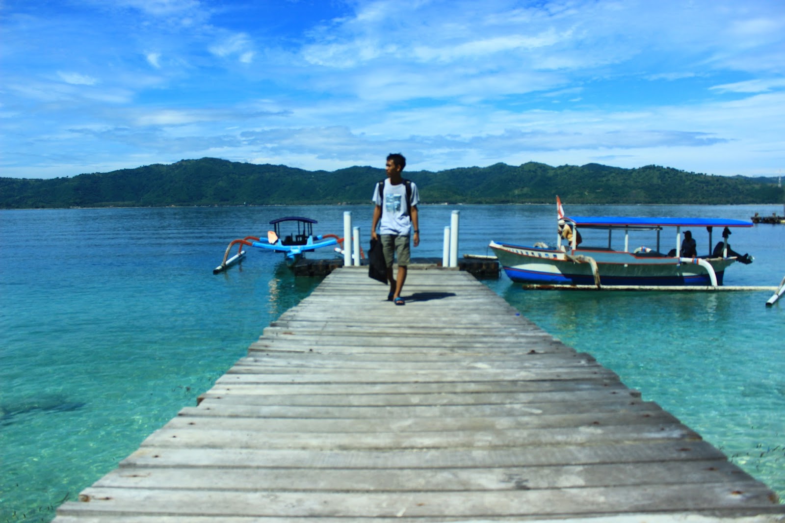 MENIKMATI TENANGNYA GILI NANGGU