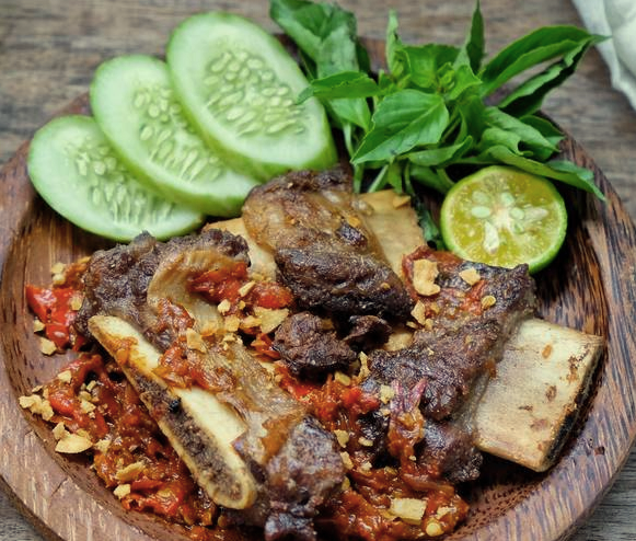 Mau Resep Iga Bakar Penyet Enakkk