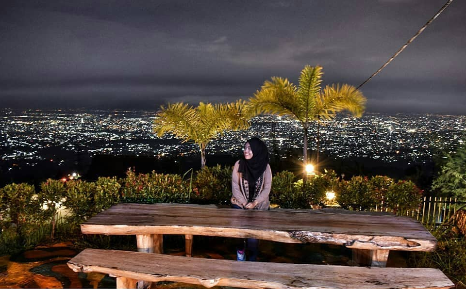 Nongkrong Bikin Asik Aja, 5 Wisata Malam Bandung Yang Rekomended