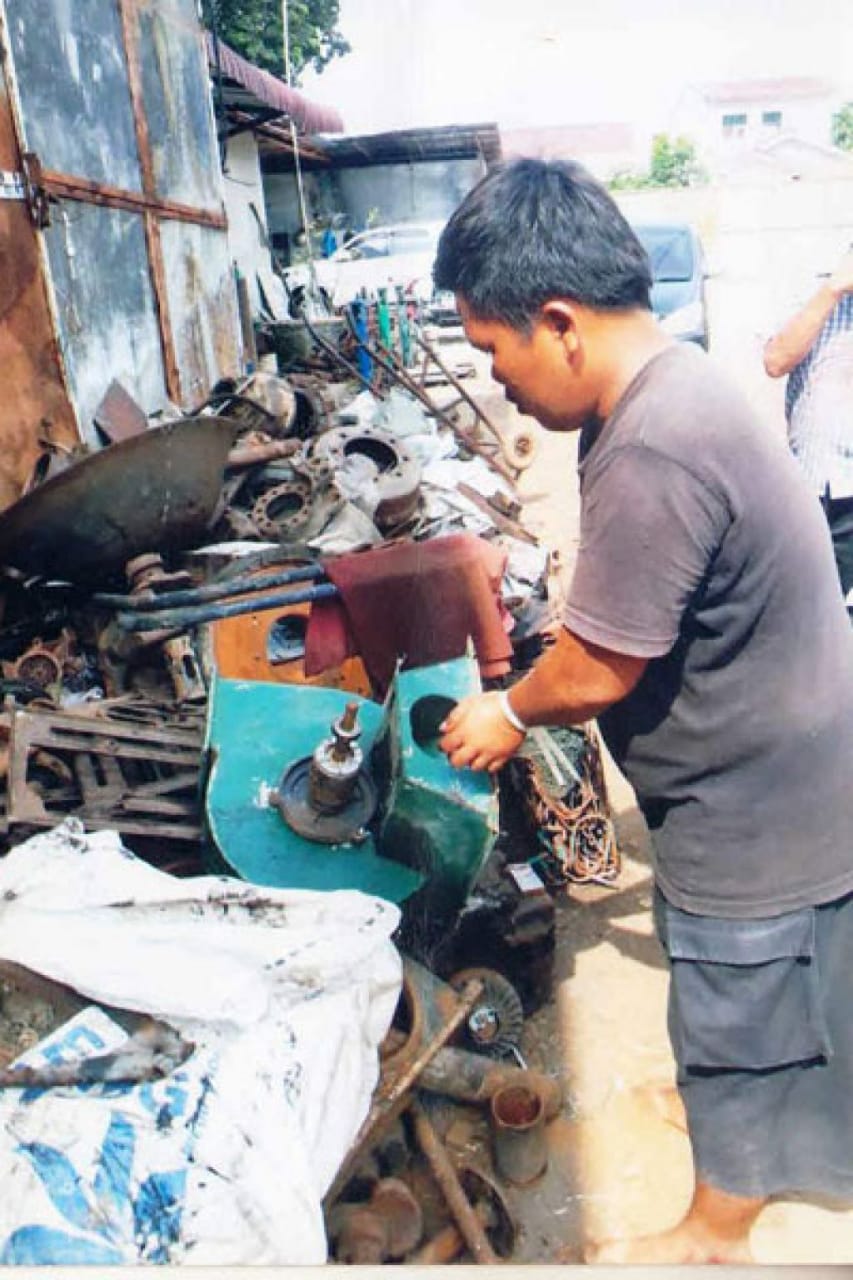 Gara-gara Sepotong Besi, Dipaksa Ganti Rugi Rp830 Juta&Terancam Dipenjara