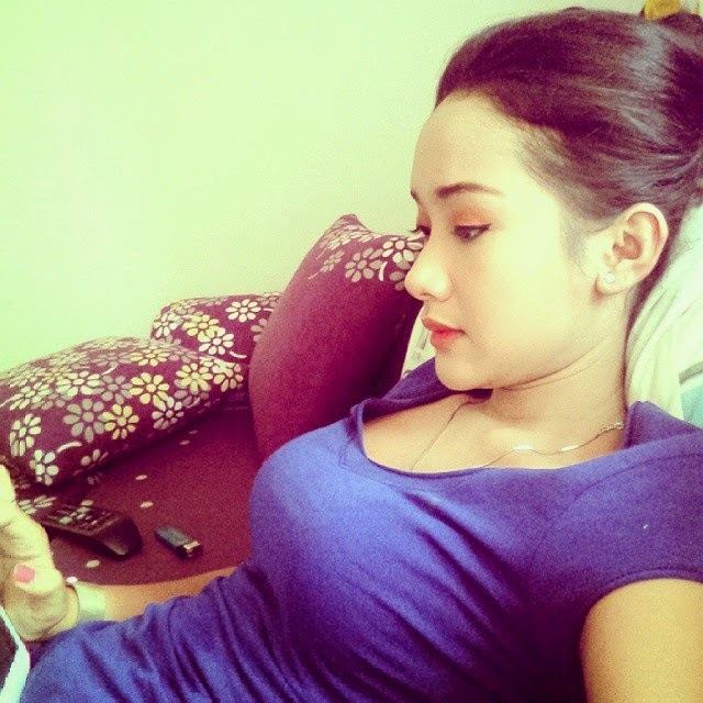 Seksi Bermandikan Keringat, Cita Citata Goda Siapa?