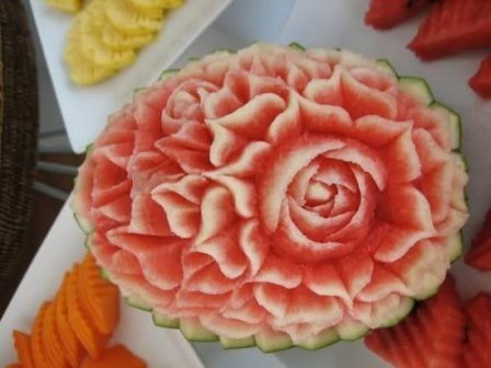 Fruit Carving, Seni Mengukir Buah yang Menakjubkan