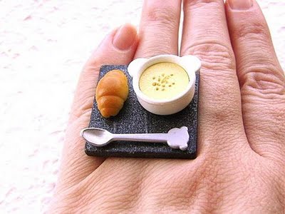 Makanan-makanan kecil ini Dibuat dengan Alat Masak Mini