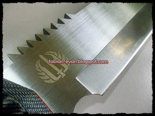 baja-yang-digunakan-sebagai-bahan-pisau