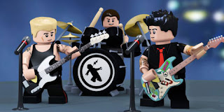 Kumpulan Foto Lego Minifigures Tokoh Bersejarah, Artis, Anime, dan Band