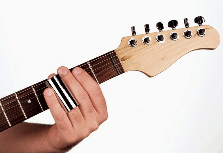 Gitar Dan Aksesorisnya