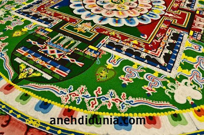 &#91;HOT INFO..!!&#93; Seni Lukis Pasir Biksu Tibet Paling Rumit Di Dunia