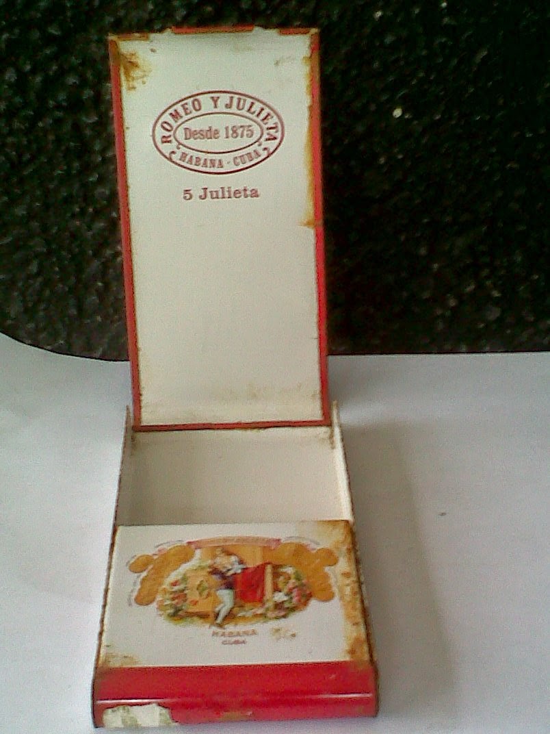 Tin Box Cerutu Romeo y Julieta