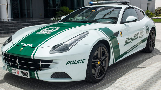 GILA! Aston Martin, Lamborghini Sama Ferrari Jadi Mobil Polisi Dubai Gan!