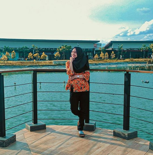 Serunya Pertunjukan Air Mancur Menari Kiara Artha Park Bandung