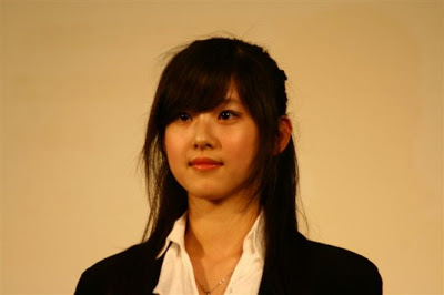 Cewek Ini Dinobatkan Sebagai Mahasiswa Tercantik di China, Langsung Lihat Fotonya Gan