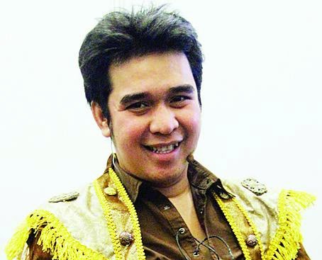 5 Artis Yang Tidak Memakai BRA Saat Syuting (BB dikit)