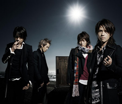 Share yuk lagu L&#039;arc~en~Ciel kesukaan agan