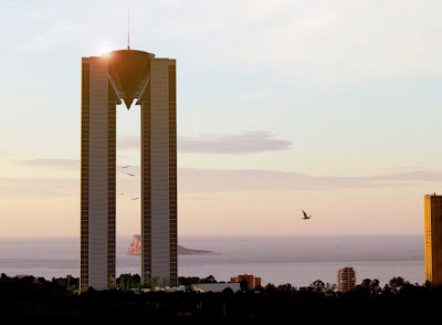Gedung Pencakar Langit Ini Lupa Dibuatkan Lift