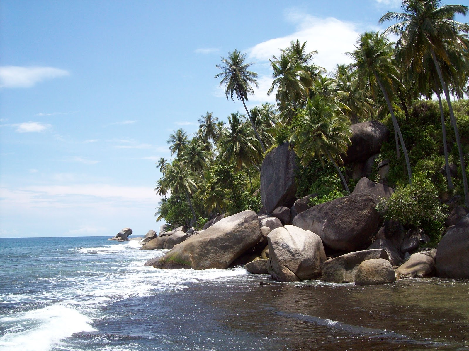 13 Pemandangan Indah Kota Naga Aceh Selatan