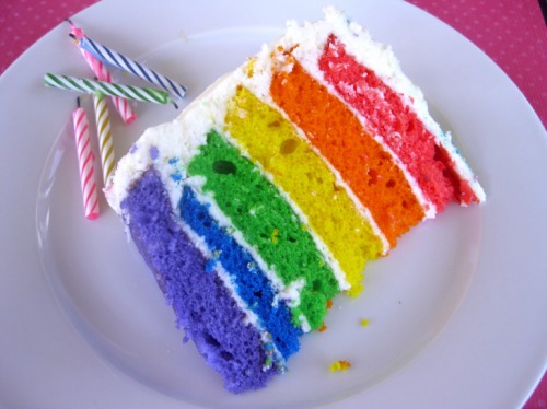 demam-rainbow-cake