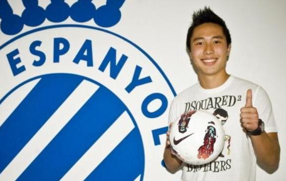 Pemain Bola WNI ( ASLI / NO BLASTERAN ) yang pernah / sedang bermain di luar negeri