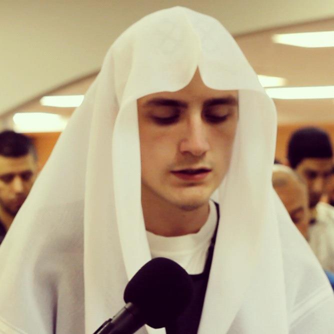 Fatih Seferagic Si Bule yang Hafidz 30 Juz