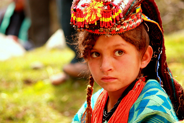 THE KALASH - SUKU BERKULIT PUTIH DARI PAKISTAN