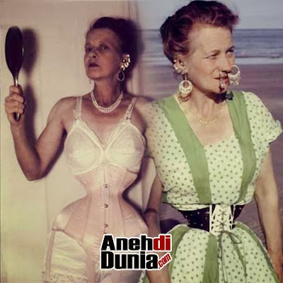 Pinggang Wanita Paling Kecil Di Dunia