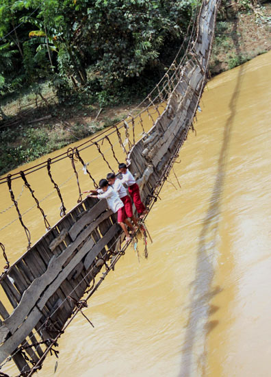 Jembatan termagah di indonesia.....Keren