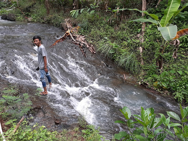 &#91;CoC Regional: Lokasi Wisata&#93; Ternyata... Happy, Dolan Curug Krucuk Mandirancan